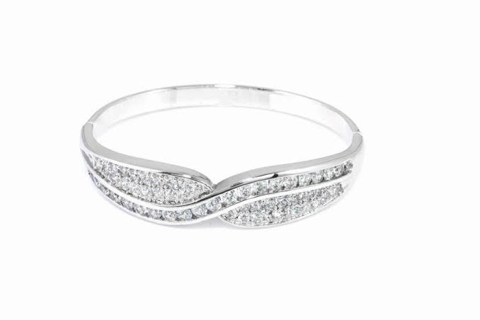 Rhodium-plated Engagement Ring