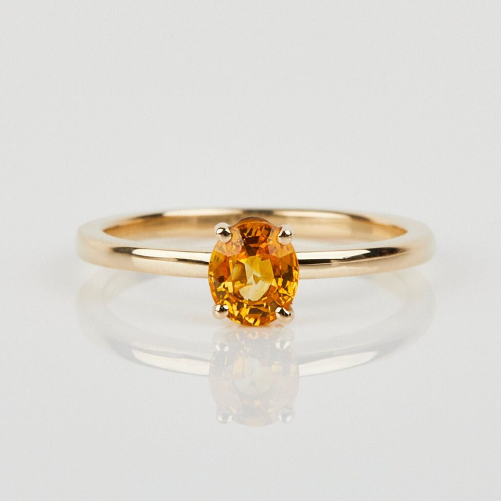 Yellow Critine Gold Ring