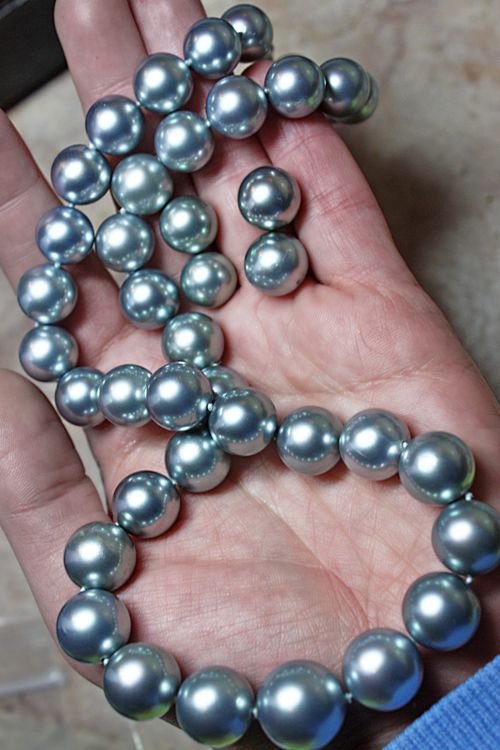 Blue Pearl Necklace 